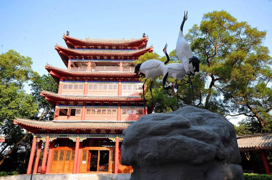 詩在家鄉(xiāng)，何必遠(yuǎn)方！